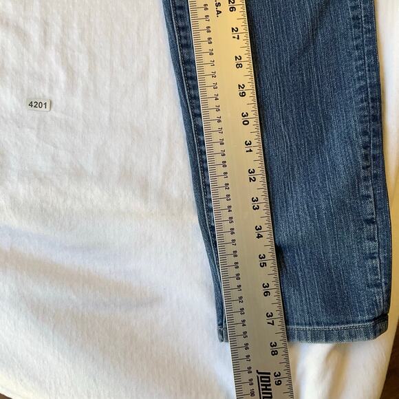 Ann Taylor LOFT Women Curvy Skinny Jeans size 12 Blue Mid Rise Boot Cut - Picture 3 of 10
